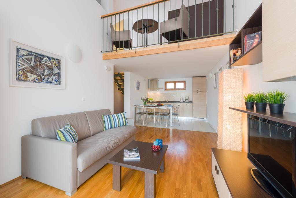 Apartments Vallum Bol Room photo