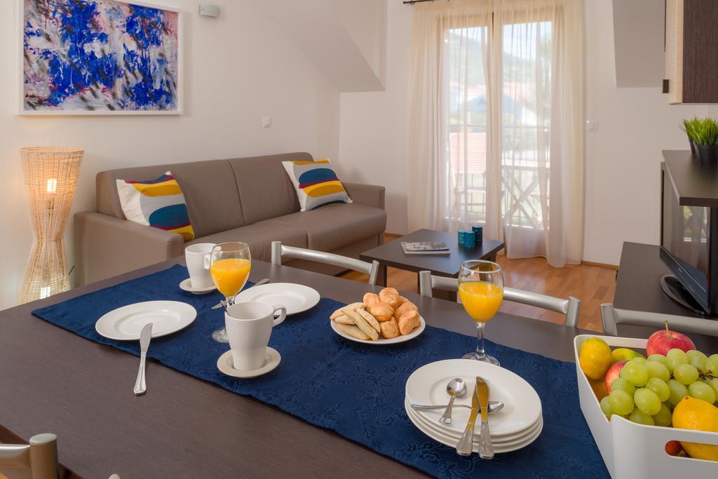 Apartments Vallum Bol Room photo